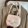 Bolso pequeño de estilo nuevo 2022 para mujer, moderno, con textura de moda, bandolera de Internet, bolso de hombro moderno para mujer.