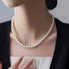Collar de Perlas de Diseñador Único para Mujer, Lujo Ligero, Cadena Elegante y Sofisticada para la Clavícula, Nueva Cadena Popular para el Cuello 2026