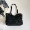 Bolsa de Hombro Grande de Estilo Coreano para Viaje y Uso Diario Versátil para Mujer Bolsa de Motociclista Dulce Fresca Picante de Gama Alta Mate