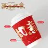 Tazas Desechables de Café para Año Nuevo 2026 Año del Caballo con Tapas, Vasos Rojos Sensibles al Tacto para Té de Leche y Bebidas Calientes con Estampado Dorado, Venta al por Mayor Comercial