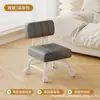 Taburete pequeño de rueda universal sala de estar ruedas taburete bajo silla de apoyo para caminar para niños baño de pies taburete redondo ruedas elevables moderno minimalista