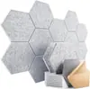 Paneles absorbentes de sonido de fibra de poliéster para salas de piano, jardines de infancia, salas audiovisuales y KTV, decoración de pared especializada con aislamiento acústico plano hexagonal