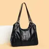 Bolso de mano transfronterizo de gran capacidad para mujer, estilo europeo y americano, bolso de axila de alta gama, bolso de hombro vintage, bolso tote para el trabajo, moderno