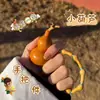 Adorno Pequeño de Calabaza Suave y Flexible para Sostener en la Mano, Calabaza de Piel Morada para Girar y Jugar con la Mano, Pieza Decorativa Natural Premium