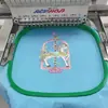 [Promoción de Fábrica] Máquina de Bordado por Computadora Qihong Mini de una Cabeza Bordado Plano Bordado de Gorras Bordado de Prendas 12 Agujas Multifunción