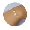 Pulseira de Letras Maiúsculas 26 Letras Nova Transfronteiriça da Amazon Pulseira com Pingente de Placa Redonda Cruzada para Mulheres Presente de Aniversário