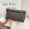 Bolso de Mano Pequeño Cuadrado Elegante Tipo Sobre para Noche para Mujer 2026 Estilo Nuevo de Moda Portamonedas Llavero Bolso de Mano