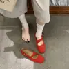 Mocassins femininos rasos de bico redondo e sola macia 2026 Slip-ons Mary Jane para combinar com saias, sapatos baixos estilo coreano