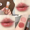 Bálsamo Labial Esencia Gege Bear con Brillo Acuoso Hidrata y Da un Aspecto Jugoso a los Labios, Previene las Manchas y Proporciona un Aspecto Natural con un Labial Color Té con Leche