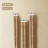 Palitos de Madeira para Asas de Frango Infantis, Sem Pintura e Sem Cera, Design Criativo de Desenho Animado, Alto Valor Estético, Madeira Maciça, Um Palito por Pessoa, Atacado