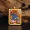 Colgante Thangka Zakiram Negro Amarillo Verde Tara Hombres y Mujeres Cadena de Suéter de Xizang Amuleto de Buda Caja Gawa Fresco y Dulce