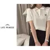 Camisa POLO da Moda Nova Verão 2025 com Bordado, Camiseta Jovem de Manga Curta, Top de Tricô Leve, Branco