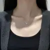 Colar de Estrela Estilo Coreano e Japonês para Mulheres, Colar de Estrela de Quatro Pontas de Nicho de Luxo Leve, Pingente Minimalista Moderno, Corrente de Clavícula de Amizade