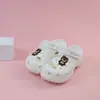 Tamancos Femininos com Sensação Macia e Acolchoada para o Verão, Adequados para Uso Externo, Antiderrapantes, Biqueira Fechada, Uso Duplo, Sapatos de Plataforma com Solado Grosso, Aumentadores de Altura