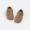 Sapatos Femininos Sapatos Birkenstock 2026 Outono Inverno Novos Bolinhas Pelúcia Sapatos de Couro Infantil Sapatos de Princesa para Menina Bebê