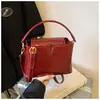 Bolso de Mano Nuevo Transfronterizo con Patrón de Piedra 2025, Lujo Ligero Moda Tendencia Retro Bolso Cubo de Hombro Cruzado para Mujer
