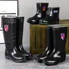 Zapatos de agua para hombre de caña alta, suela gruesa, resistentes al desgaste, botas de lluvia de caña media, impermeables, antideslizantes, adecuados para sitios de construcción, botas de lluvia para hombre para todas las estaciones en verano