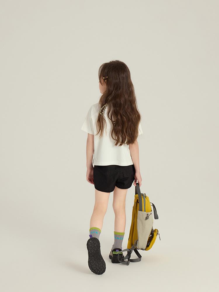 240501 yiyijia163889 whitecube