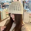 Gorro de Punto Hueco Hecho a Mano para Mujer Otoño 2026, Gorro de Punto Elegante que Hace que la Cara Parezca Más Pequeña, Gorro para Clima Frío