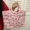 Nueva y linda bolsa de maquillaje con temática de gato para mujer, diseño elegante, portátil, gran capacidad, adecuada para viajes y se puede usar para guardar artículos de tocador y productos para el cuidado de la piel. Disponible al por mayor