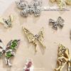 Nuevos Adornos para Uñas de Mariposa Líquida de Aleación Celebridad de Internet Estilo Retro Lujo Ligero Alas Simétricas Adornos para Uñas Venta al por Mayor