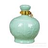Jingdezhen 2,5kg Cor Verde Jade Esmalte Cerâmica Garrafa de Vinho Relevo Paisagem Rústica Figura Jarra de Vinho Fábrica Atacado