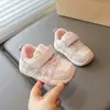 Sapatos para bebês meninos, sapatos esportivos funcionais, macios, com sola macia, respiráveis e antiderrapantes, novo modelo de outono para crianças de 1 a 5 anos