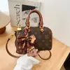 Bolsa Transversal Retro da Moda Nova Casual para o Dia a Dia Estilosa para Mulheres Moda Transfronteiriça Estampada Versátil para Mulheres
