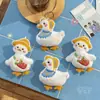 Bolsa con Colgante de Peluche de Pato Feliz de Dibujos Animados Encantador Patito Esponjoso Estilo Pastoral Colgante de Regalo para Estudiante de Vuelta a Clases