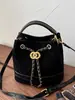 Bolso Cubo de Moda Estilo Retro para Mujer 2026 Nuevo Bolso de Mano con Patrón de Diamantes Simple para Viajes Cotidianos Salidas de Moda Bolso Pequeño para Llevar Todo