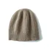 Gorro de punto trenzado de cachemira liso para mujer, de otoño e invierno, de doble capa, cubreorejas, versátil