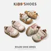 Zapatos nuevos para bebé de primavera y otoño, zapatos infantiles de suela blanda para caminar, zapatillas deportivas casuales, zapatos funcionales antideslizantes unisex para niños y zapatillas de skate