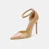 Venta directa de fábrica de Huidong de ropa de marca de celebridades combinada con tacones de aguja de color liso, simples y elegantes, para desfiles y eventos de anfitrión