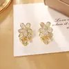 Exquisitos Pendientes de Circonita Súper Brillantes Estilo Celebridad, Gama Alta, Exquisitos y Modernos Pendientes de Flor, Pendientes Elegantes y Versátiles