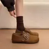 Sapatos casuais femininos, coleção de outono, com fivela, forro de pelúcia, sola grossa, estilo 2026, design slip-on, detalhe de cinto retrô, nova moda, estampa de leopardo