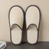 Chinelos Descartáveis para Hotéis de Luxo, Linho Espessado, Antiderrapantes, Chinelos de Alta Qualidade para Hotéis, Pousadas e Salões de Beleza
