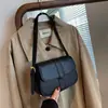 Bolso Pequeño de Gama Alta para Mujer Otoño e Invierno 2022 Nuevo Moderno Nuevo Llegado Bolso Cruzado de Moda Bolso Cuadrado Pequeño para Hombro o Axila