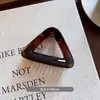 Presilha de Cabelo Triângulo Geométrico Exquisita e Única para Mulheres, Pequeno Prendedor de Cabelo Shark Clip Meio Preso na Parte de Trás da Cabeça, Presilha de Agarre Personalizada de Tamanho Médio
