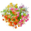 Ramo pequeño de flores artificiales de plástico accesorios de flores falsas material de decoración para tocado de crisantemo estrella DIY corsage flor de mano