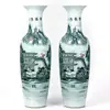 Vaso de chão hand-painted com paisagem de Jingdezhen e pinheiro acolhedor, ornamento de cerâmica para sala de estar ou hall de empresa, personalizável para cerimônias de inauguração