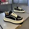 2026 Novos Tênis Casuais Masculinos com Solado Grosso Moda Color Block Cano Baixo Board Shoes Aumenta Altura Versátil Esportivos Tendência Fabricante Em Estoque