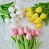 Tulipanes Artificiales Mini de PU Flores Falsas Transfronterizas Ramo de Novia Decoración del Hogar Plantas Artificiales Accesorios para Fotografía