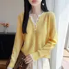 Suéter de punto de lana pura estilo coreano, cuello en V, bloques de color, falso dos piezas, para mujer, top rosa elegante ajustado, camisa base cálida, moderno