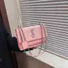 Bolsa de Ombro Pequena Quadrada para Moda Transfronteiriça, Bolsa de Braço Estilo Marca Y, Bolsa de Ombro Quadrada Pequena Versátil de Alta Qualidade para o Dia a Dia