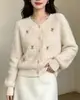 Cardigan de Tricô Bordado de Cereja Outono Inverno Novo Feminino Gola Redonda Botão de Pérola Macio Suéter Casaco de Pelo Sintético de Visom