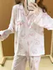 Pijama rosa dulce estilo japonés de cerdito para niñas, conjunto de dos piezas de manga larga y pantalón largo de alta apariencia para uso doméstico de primavera y otoño