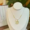 Pendente Pequeno Fresco de Cristal Natural Buda Corrente de Clavícula de Cristal Shijia Pingente de Calcedônia Colar de Cristal Nuvem Auspiciosa