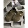 Novos Sapatos Birkenstock Retro de Camurça com Fivela Slip-on para Outono/Inverno 2026, Fechados na Ponta, Meio Abertos, para Mulheres