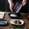 Plato estilo japonés Plato de Cerámica de 6 pulgadas Plato Ovalado para Snacks Plato para Toalla Facial de Hotel Comercial Plato Irregular para Platos Fríos Plato para Pasteles
