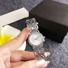 Comércio Exterior Mais Vendido Corrente Oca Dourada Relógio Feminino Mostrador Rosa Aro com Diamantes Pequeno Exquisito Moda Relógio de Quartzo Atacado Transfronteiriço